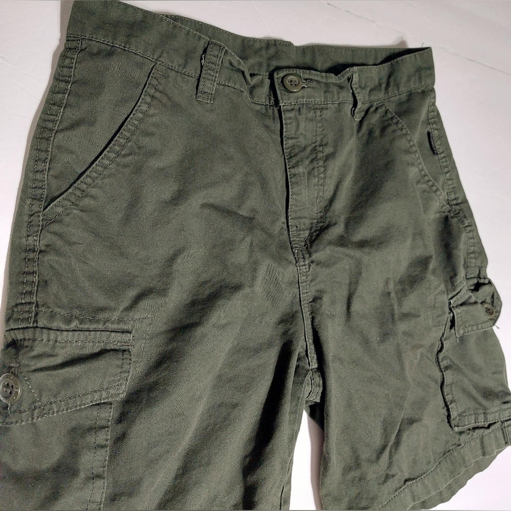 Dark‎ Green Ring of Fire Cargo Shorts Boys Size 14